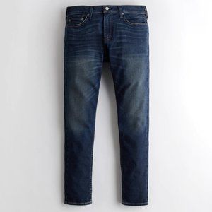 NWT Hollister men's taper fit jeans!